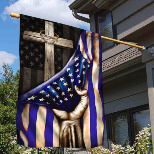 THB2062 Flag mockup2 1