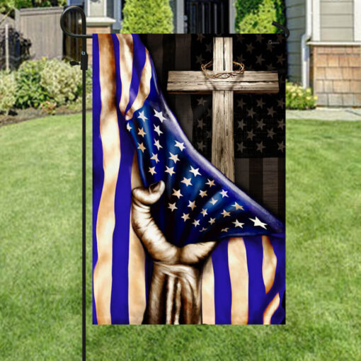 THB2062 Flag mockup6 1