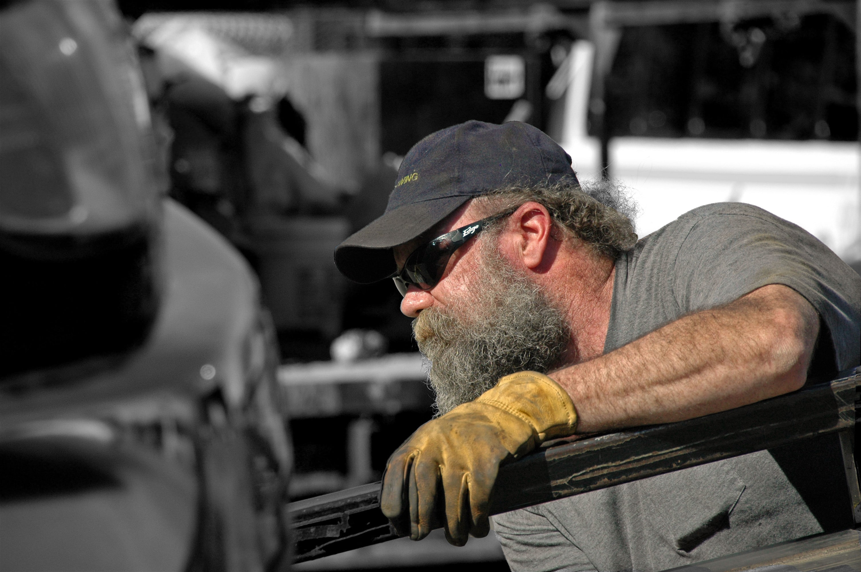 How Do I Become a Tow Truck Driver - Your Essential Guide to Entering the Roadside Assistance Industry